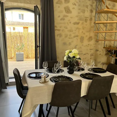 Maison Elegante 100m2, Jacuzzi Privatif Et Jardin Holiday home